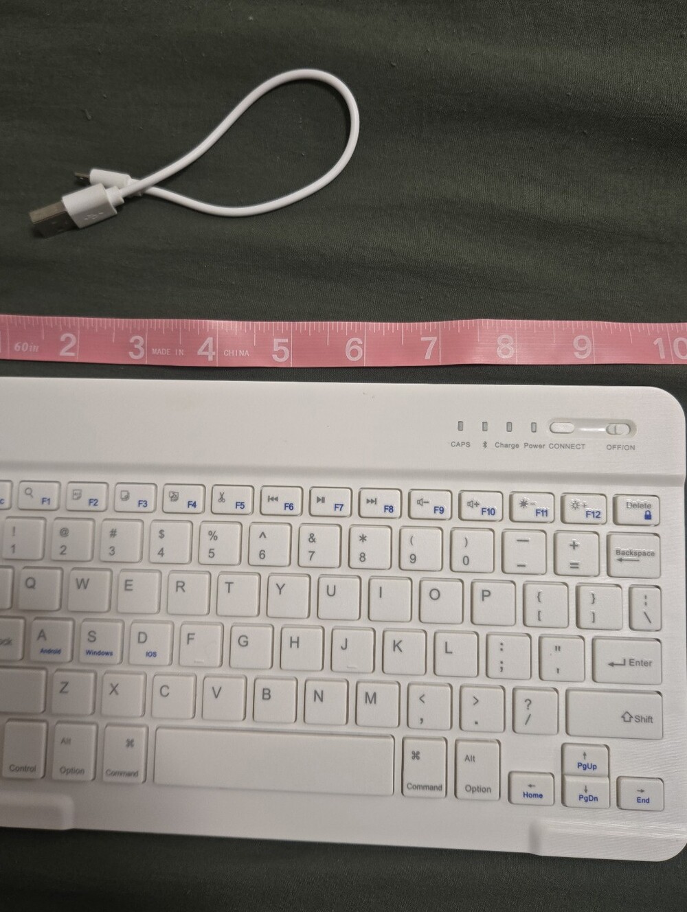 Slim White Bluetooth Keyboard - Picture 3 of 3